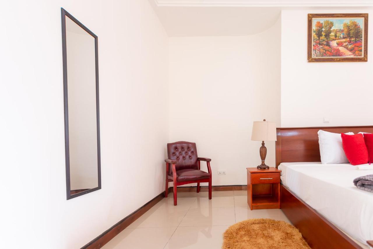 Royal Elmount Hotel Elmina Buitenkant foto