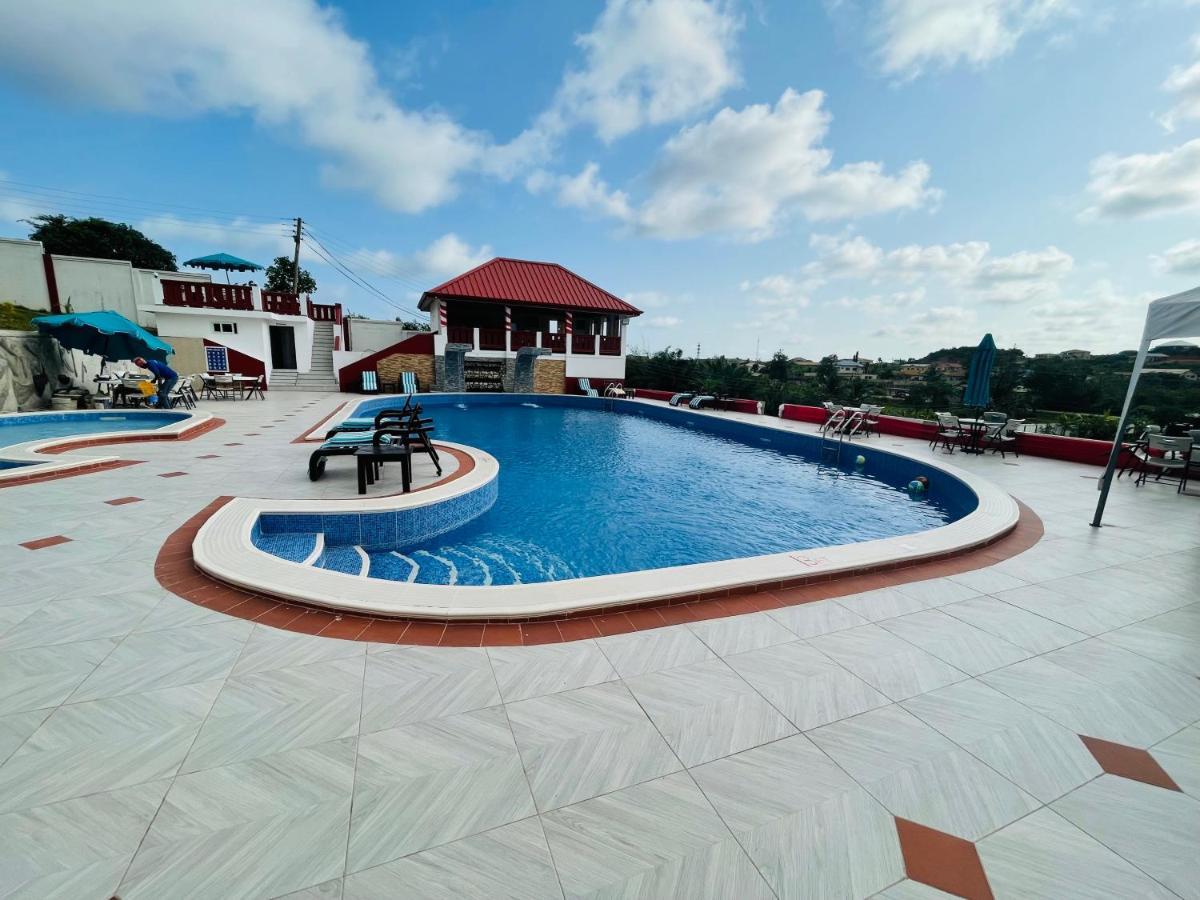 Royal Elmount Hotel Elmina Buitenkant foto